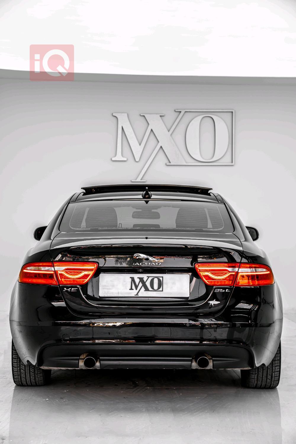 جاكوار XE
